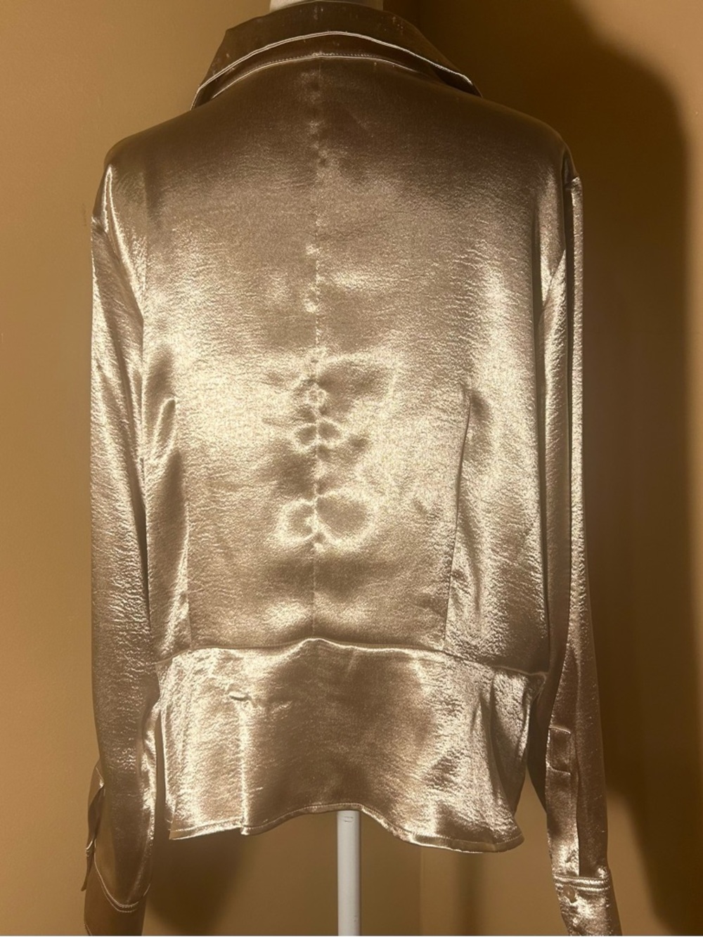 NEW Size XXL Worthington Metallic Gold Tone V-neck Button Up Long Sleeve Blouse - Picture 4 of 8